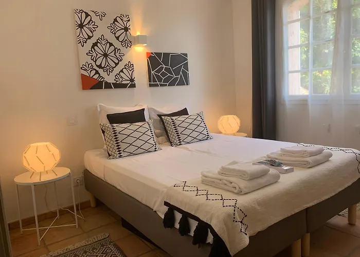 度假居 Propriete Des Cistes *